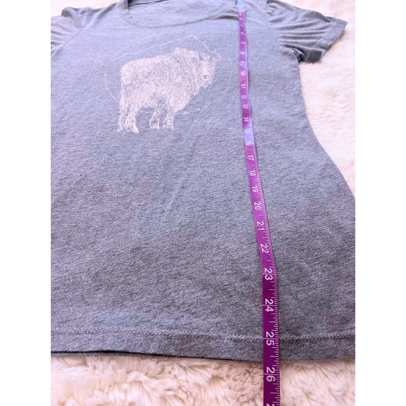 NWOT Alaskan Hand-Printed Women Slim Tee Mtn Goat Design x Frost & Fur Sz Small - Picture 7 of 10